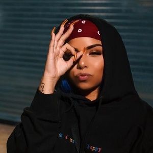 Meet your Posher, Gage